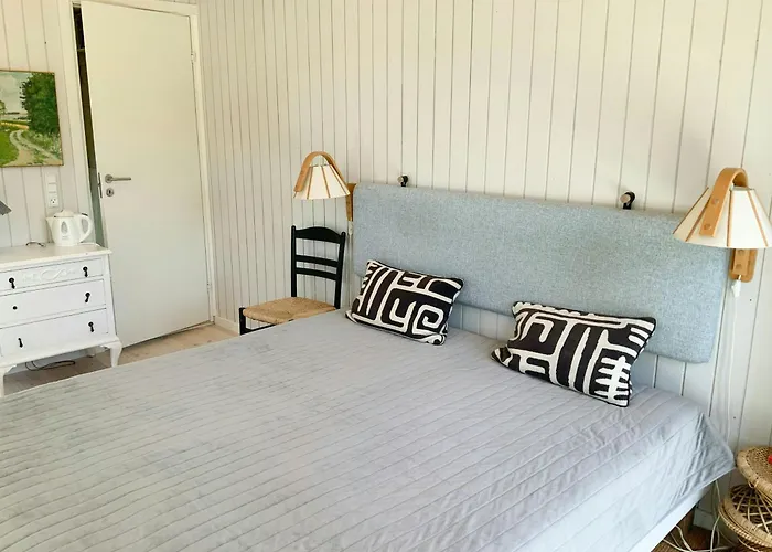 Renovated With Sea View On Agerso Feriehus Skælskør